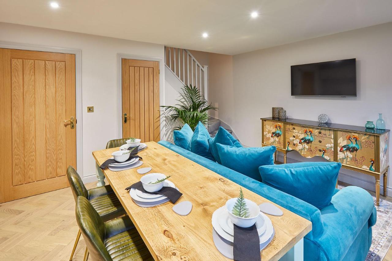 Host & Stay - Black Swan Mews Ripon Buitenkant foto