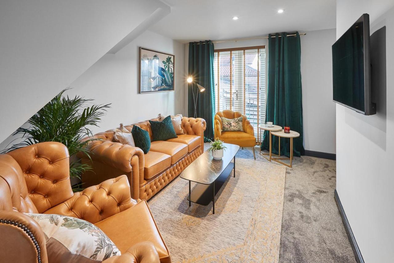 Host & Stay - Black Swan Mews Ripon Buitenkant foto