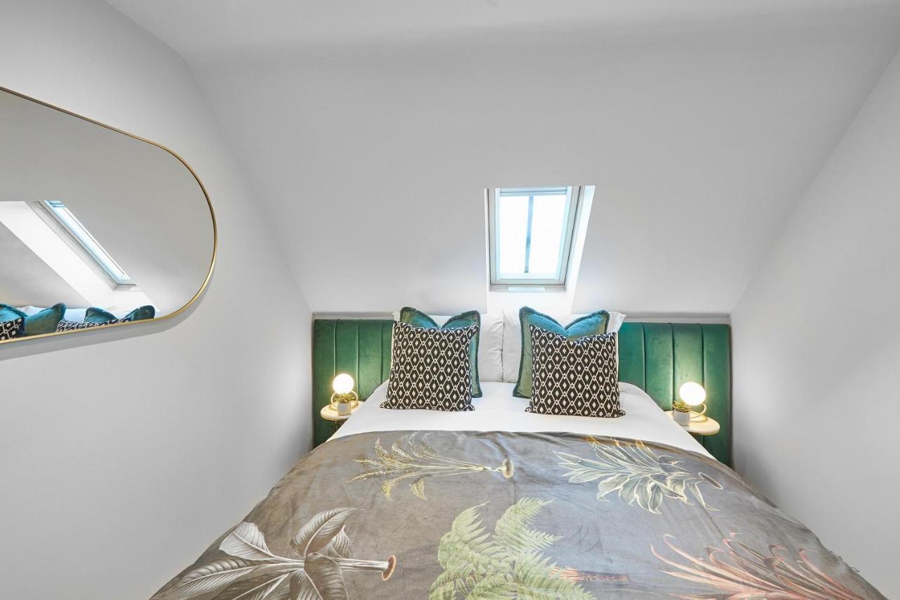 Host & Stay - Black Swan Mews Ripon Buitenkant foto