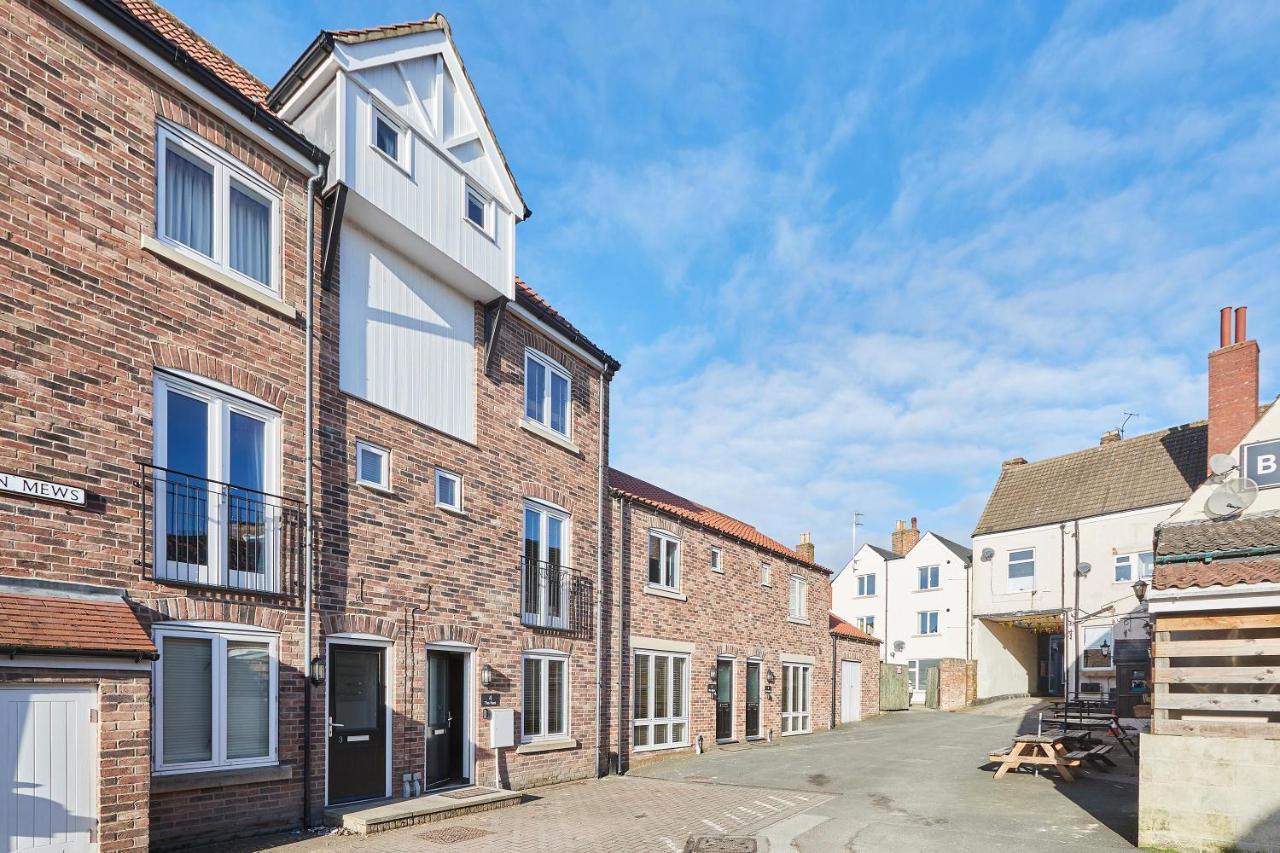 Host & Stay - Black Swan Mews Ripon Buitenkant foto